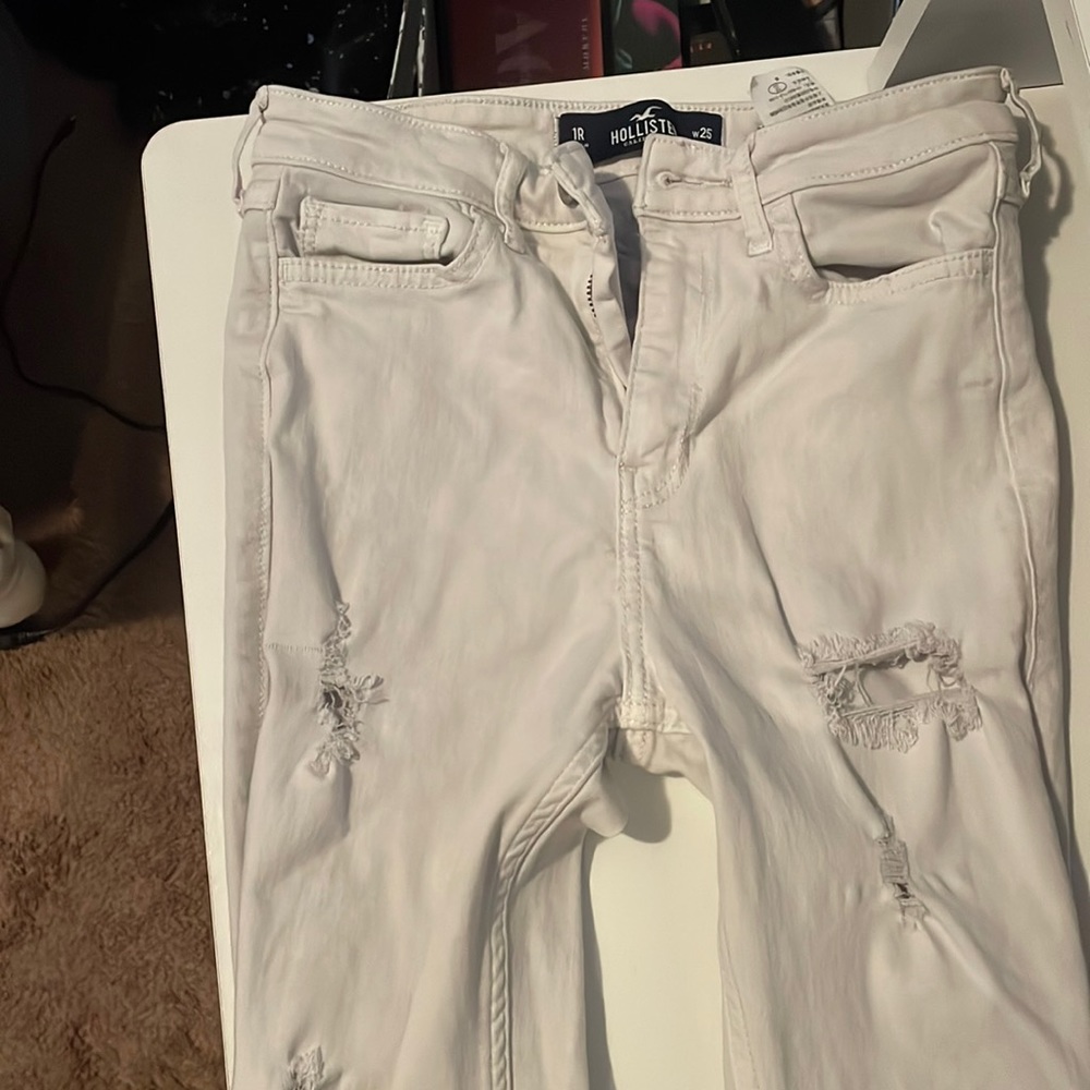 Hollister jeans